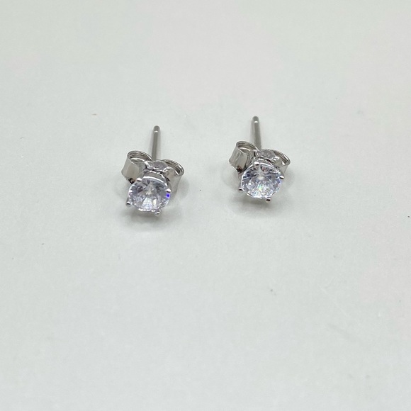 Sterling Silver Cubic Zirconia Solitaire Earrings - Picture 1 of 5